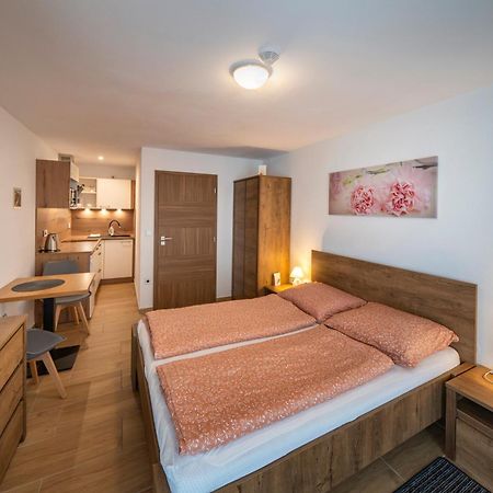 Apartmany Pod Namestim 2 Telc Exterior photo