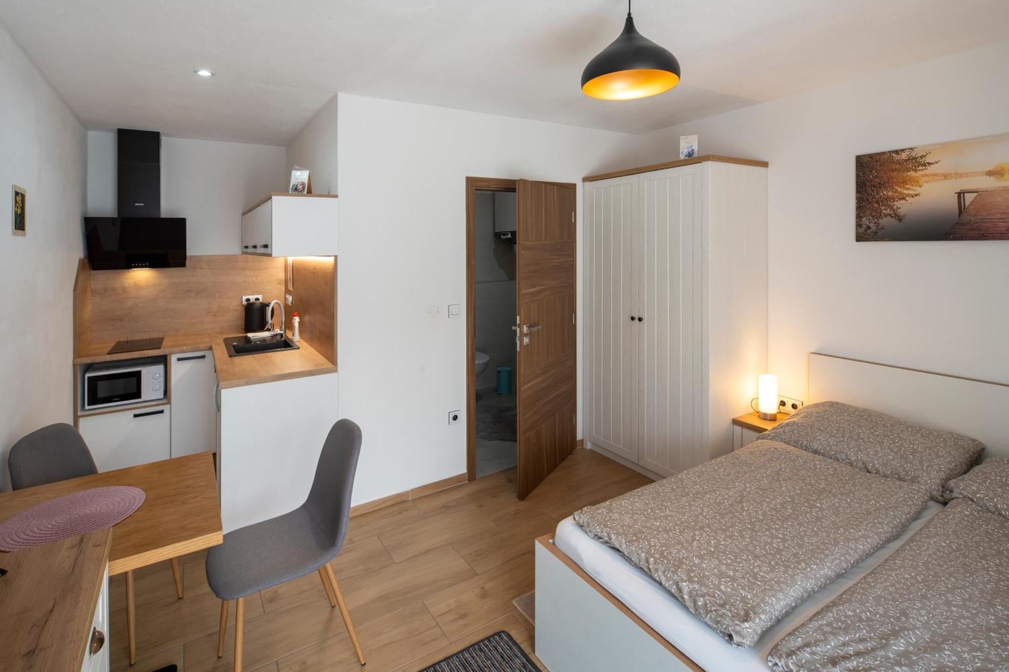 Apartmany Pod Namestim 2 Telc Exterior photo