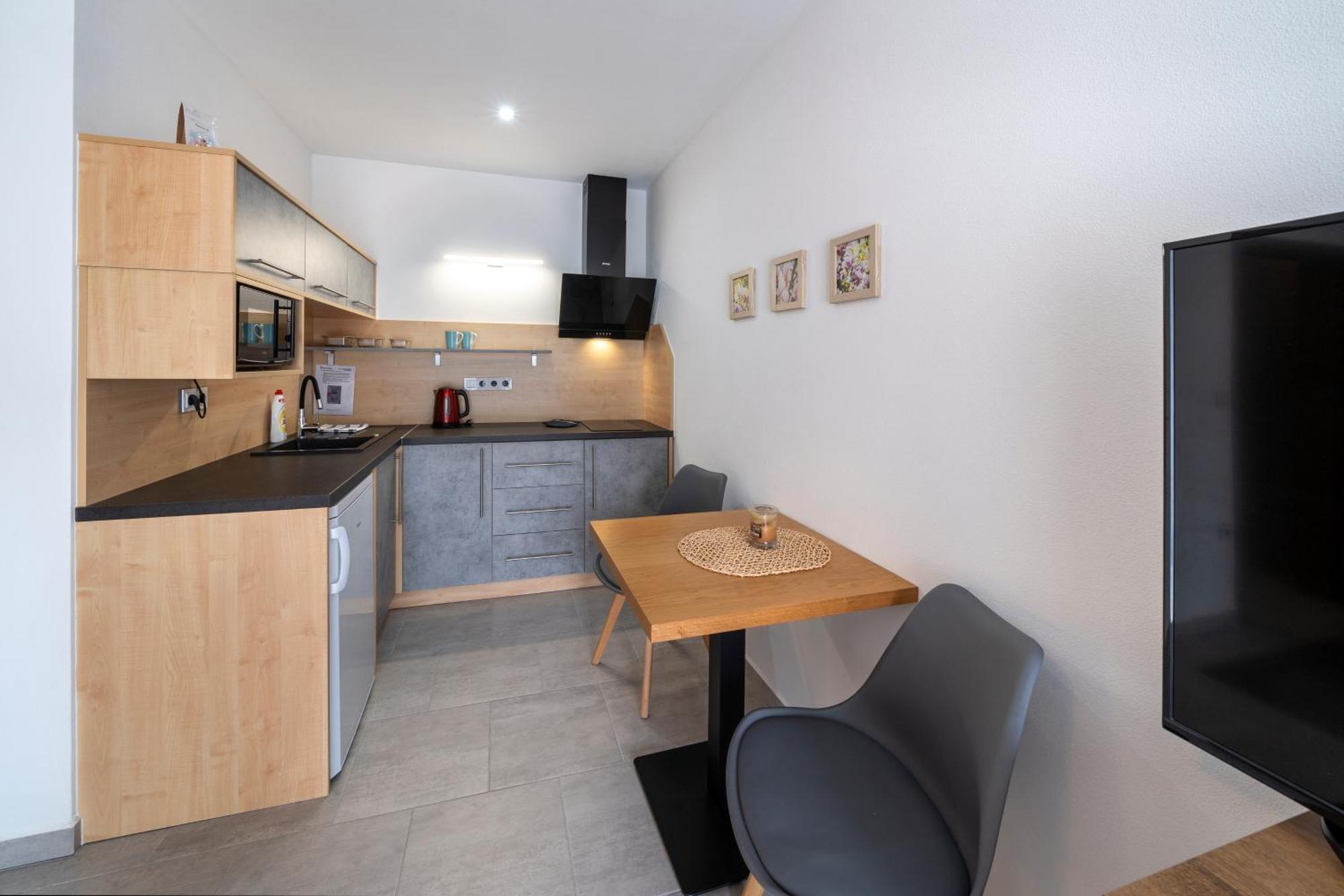Apartmany Pod Namestim 2 Telc Exterior photo