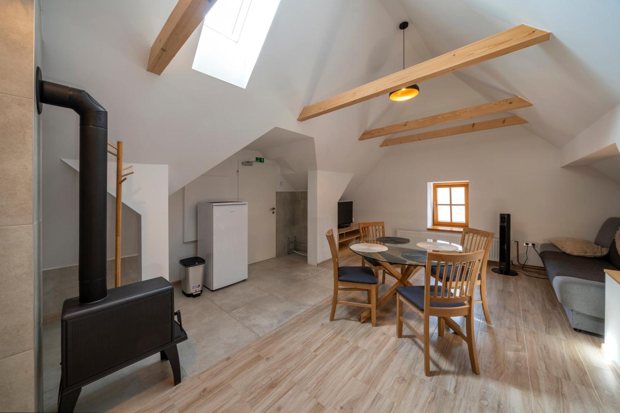 Apartmany Pod Namestim 2 Telc Exterior photo