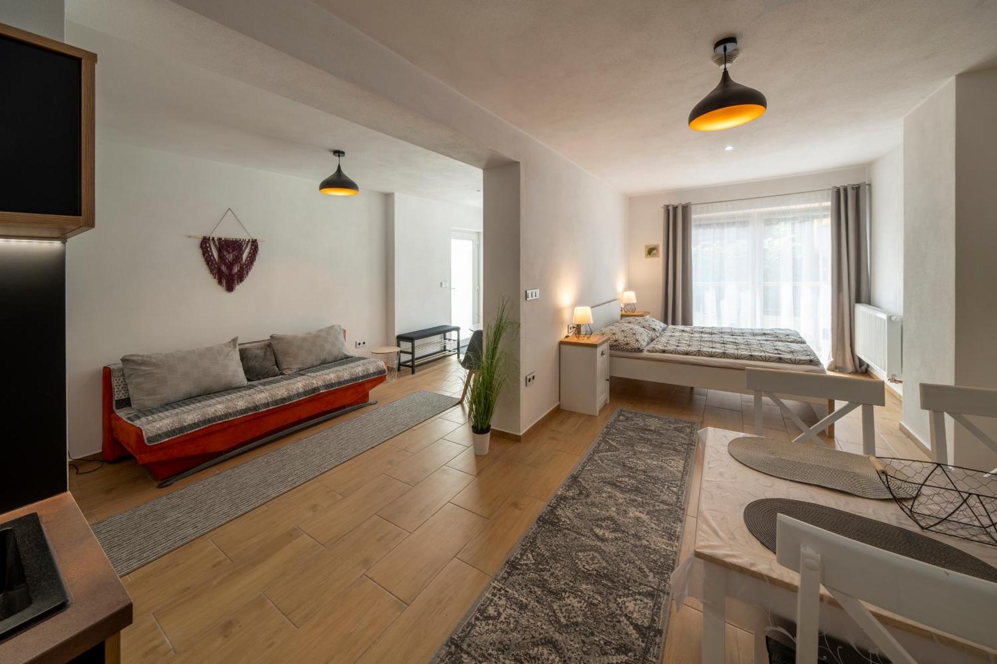 Apartmany Pod Namestim 2 Telc Exterior photo